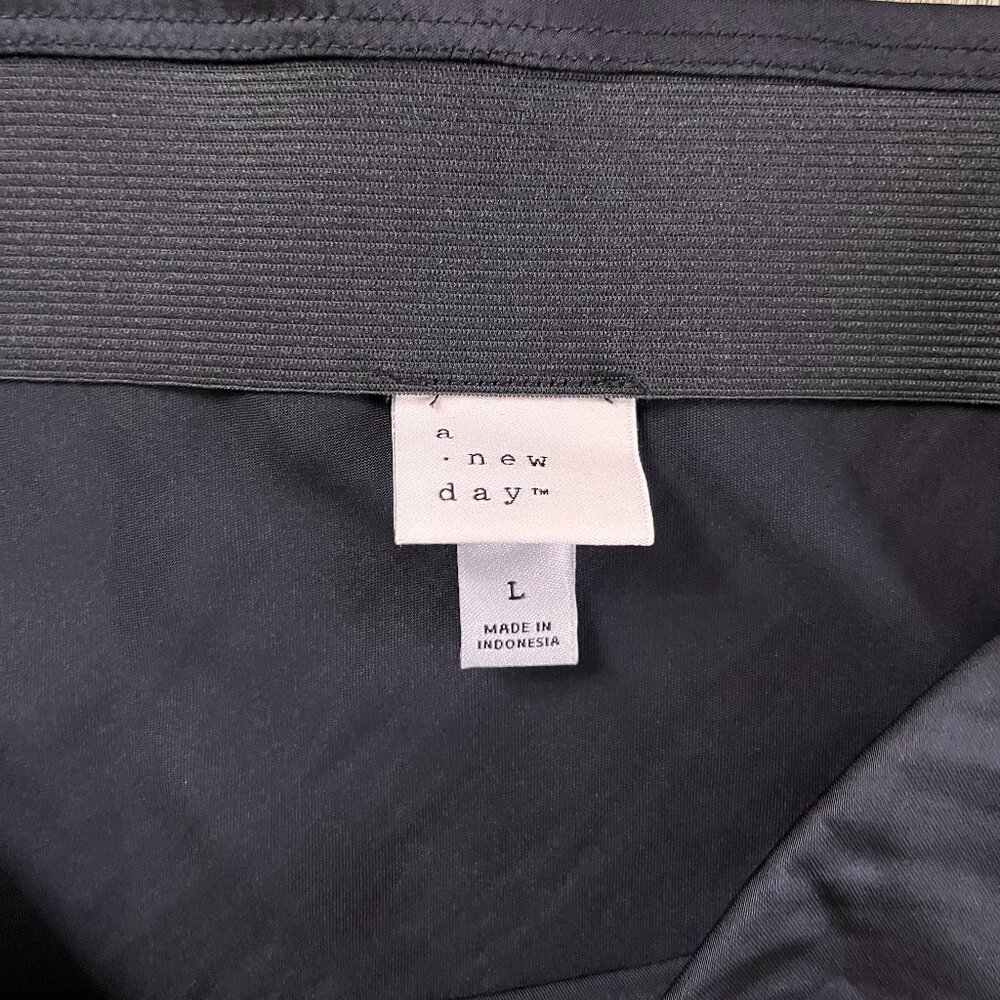 🖤 A New Day Black Satin Midi Skirt (Size L) 🖤